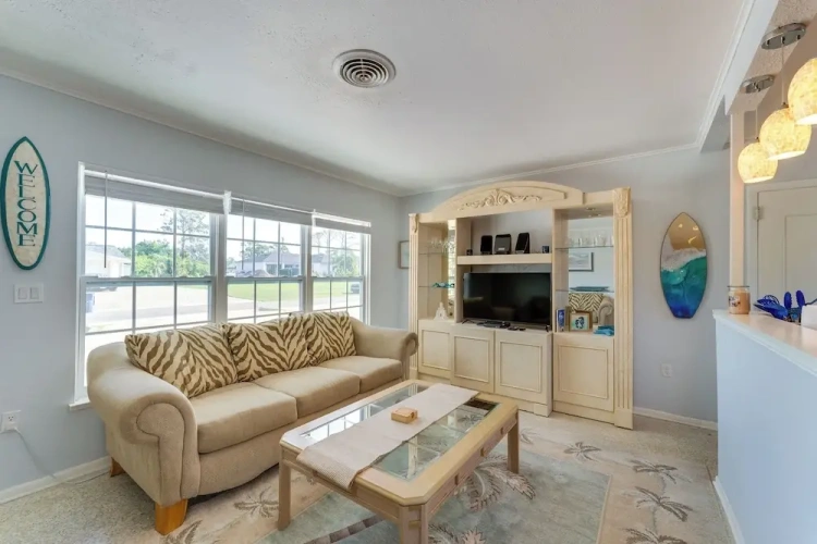 2 Bedrooms Cottage