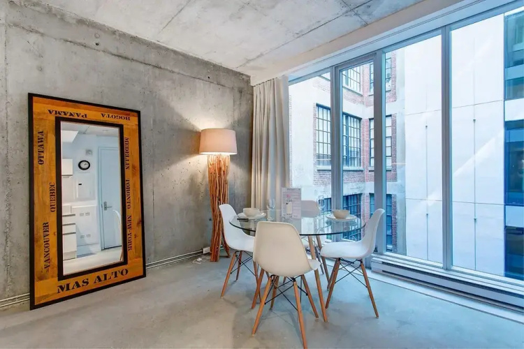 Bijoux Square Apartments