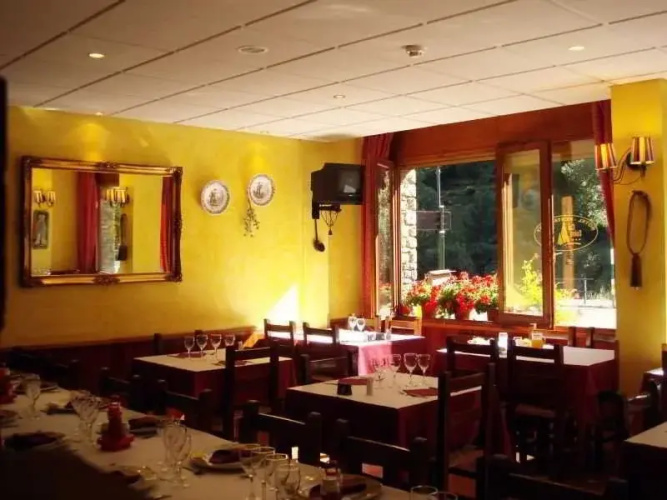 Hotel Antic 3000