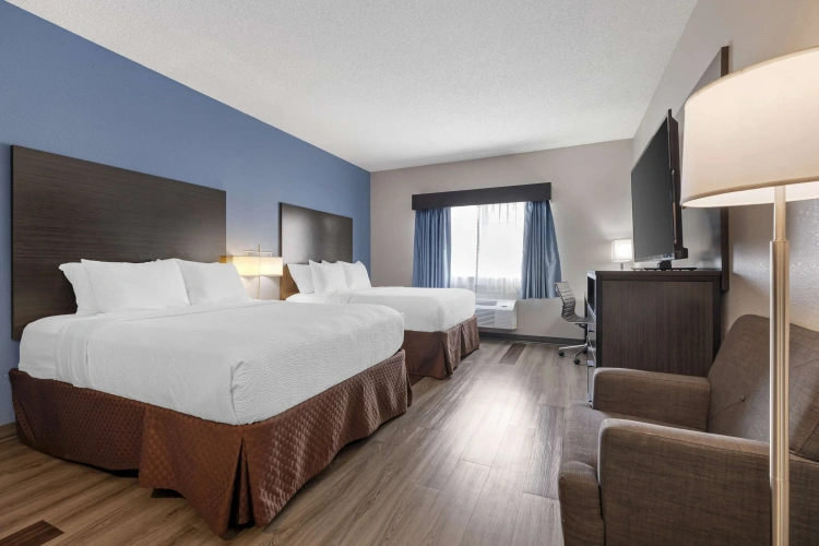 Standard Quadruple room