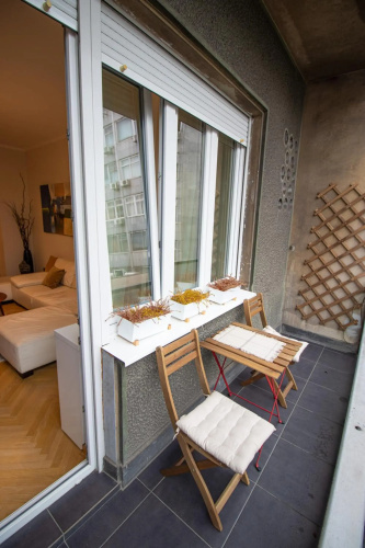 Dani City Center Apartment