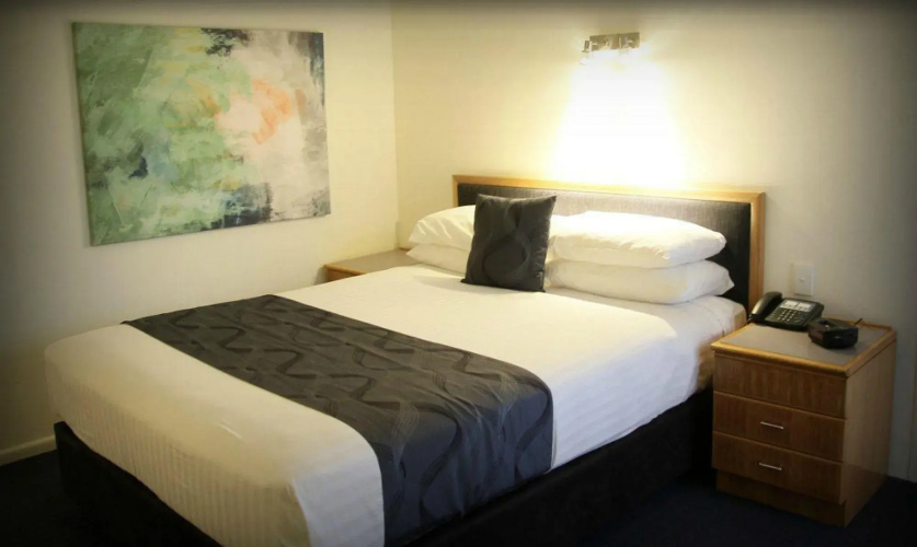 West End Motor Lodge
