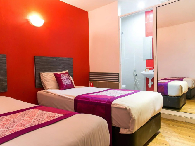 Capital O 90726 V Hotel