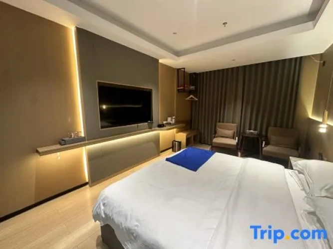 Standard Double room with view