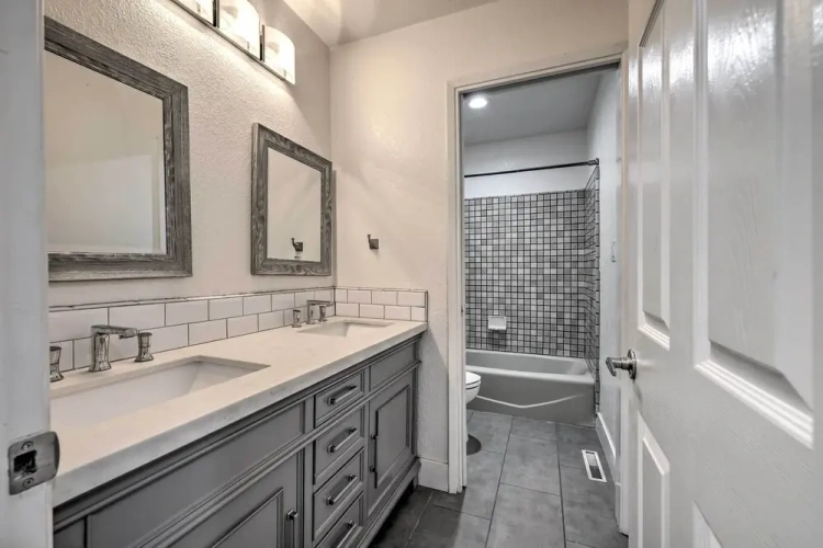 3 Bedrooms Cottage