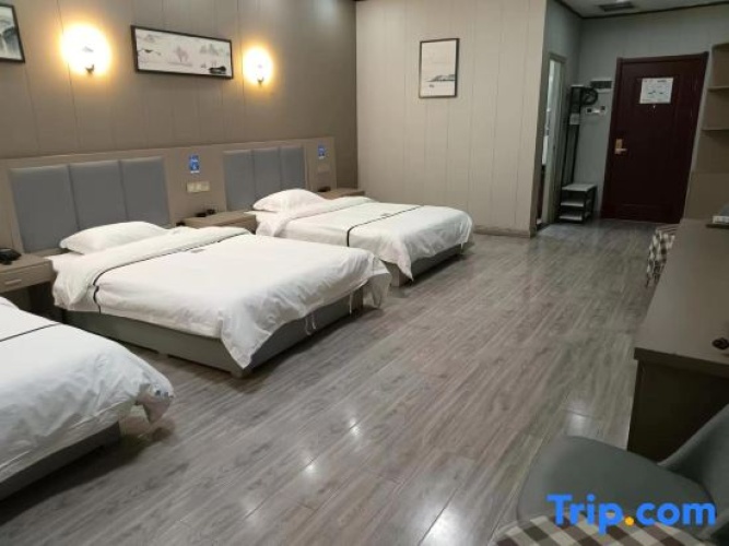 Business Triple room
