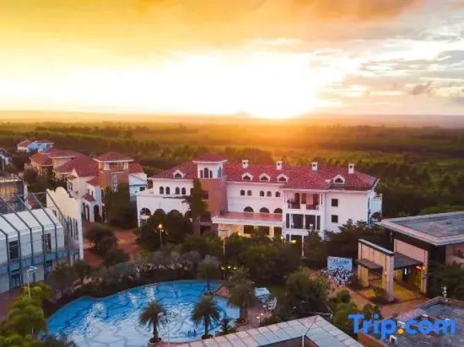 silver beach resort danzhou
