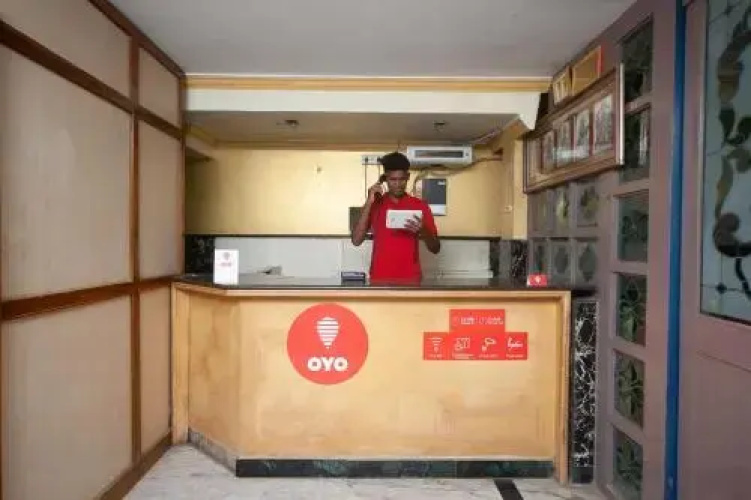 OYO 26746 Sruthi Residency