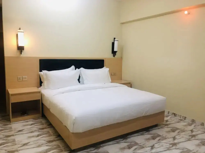 Seasons Hotel Barka