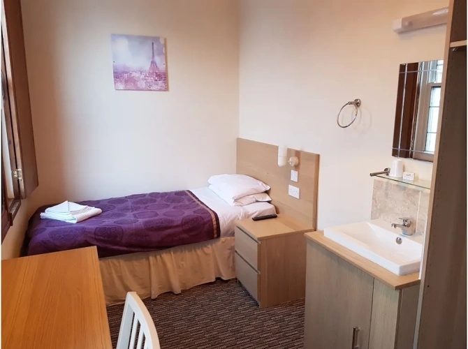 Standard Single room