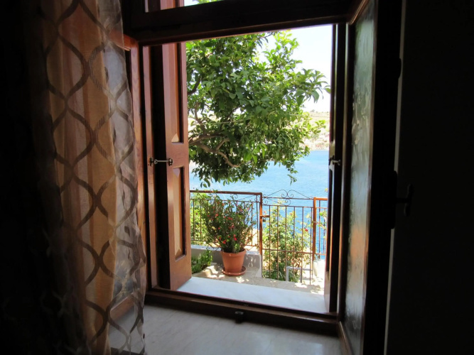 Pitini Sevasti house