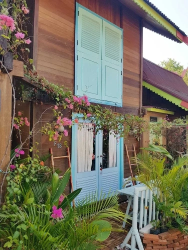 2 Bedrooms Standard Family Duplex room with pool view