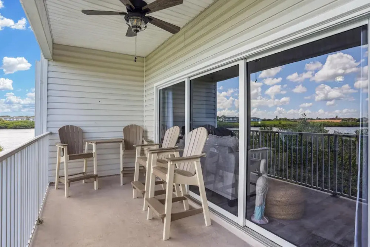 Mariner's Pointe 701