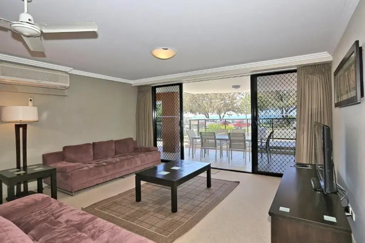 2 Bedrooms Apartment with balcony