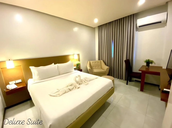 Ninong's Hotel