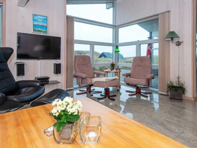 5 Star Holiday Home in Henne