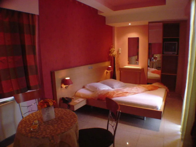 Niki Hotel