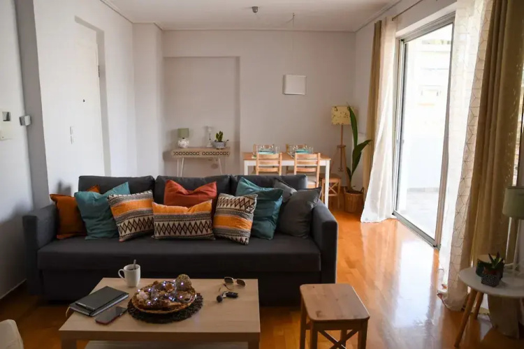 Ageliki's Athens Centre 2BDRM & Parking