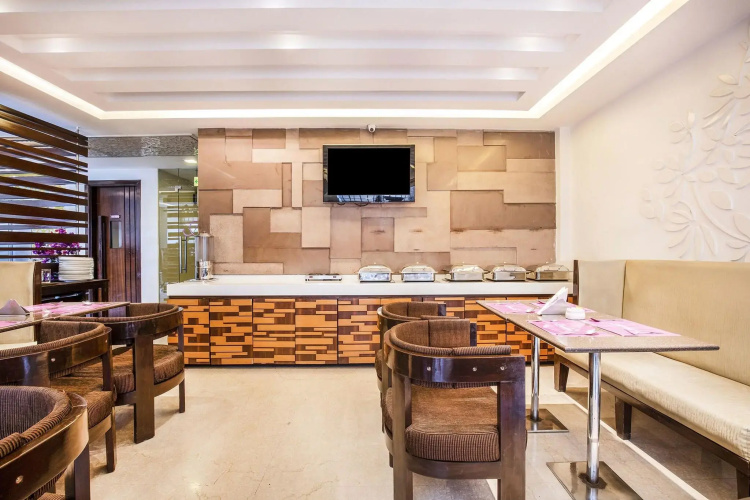 FabHotel Jasmine Boutique