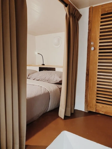 Bed in Dorm