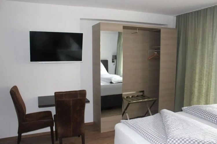 Comfort Triple Studio with mountain view