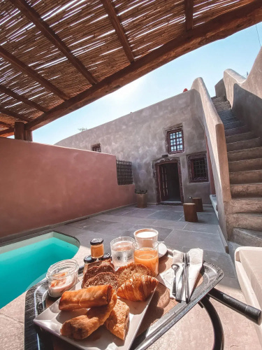 Andronikos Canaves Santorini