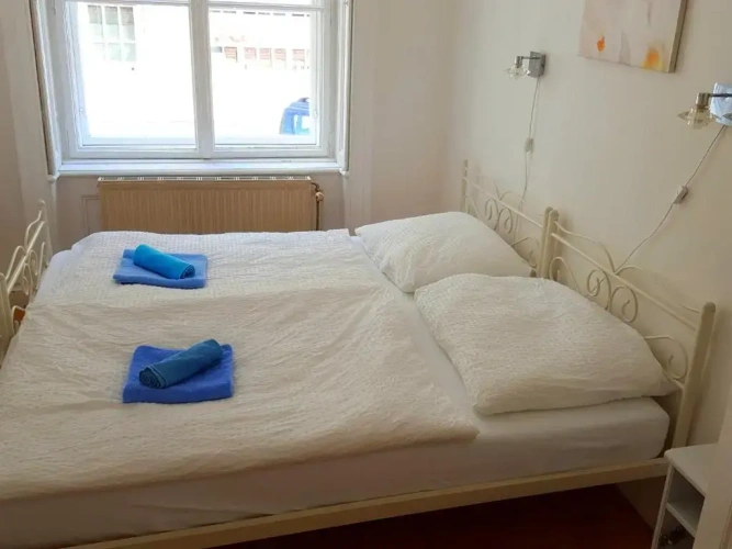 3 Bedrooms Apartment
