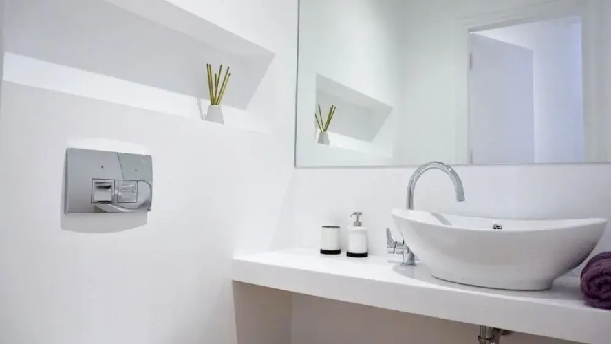 Warm & Spacious Apt in Athens