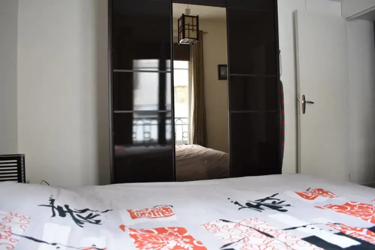 Simplistic 1 Bedroom Apartment in 17th - Image 4