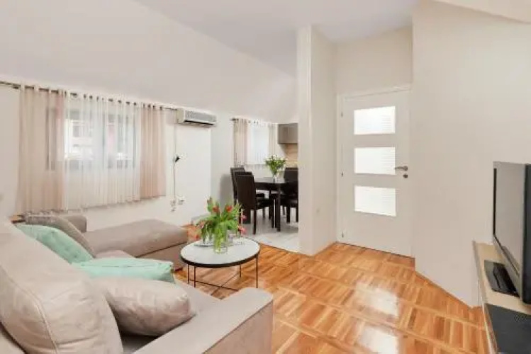 Apartment Mrsulja
