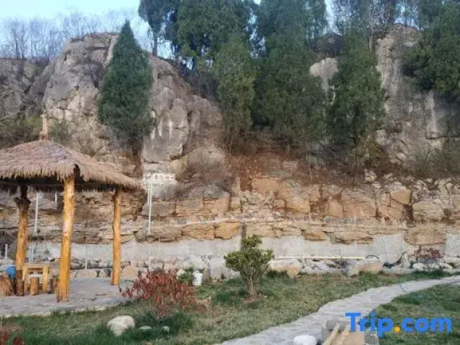 Jinan rustic primitive village residence