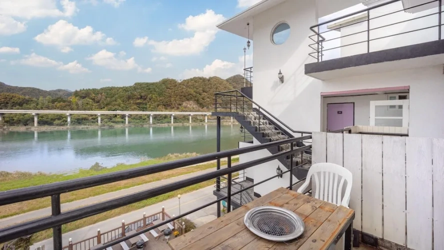 1 Bedroom Standard room with balcony