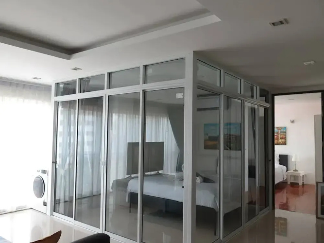 6-18 - 3 Bdr Spacious Penthouse With Shared Pool
