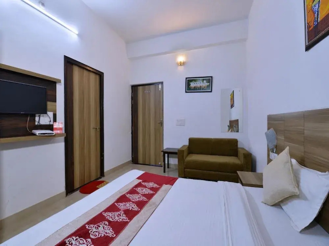OYO 9590 P S Villa