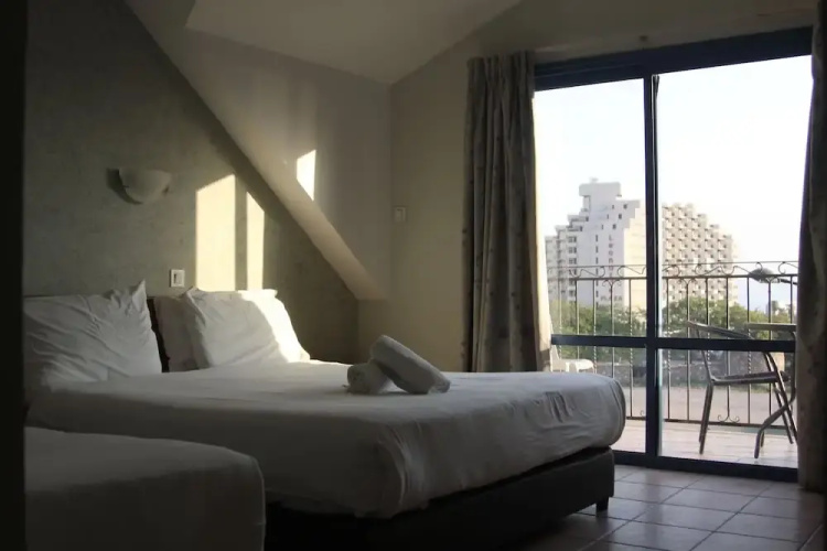Aviv Hostel - Hostel