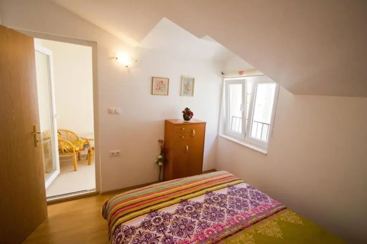 1 Bedroom Apartment with balcony