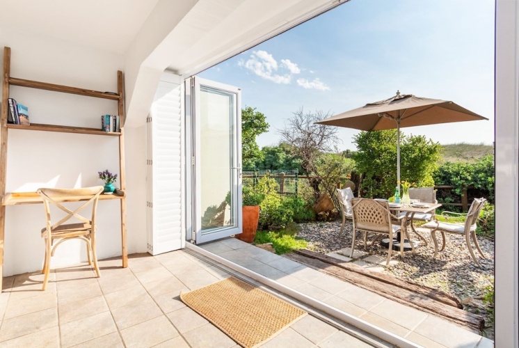 1 Bedroom Apartment with balcony