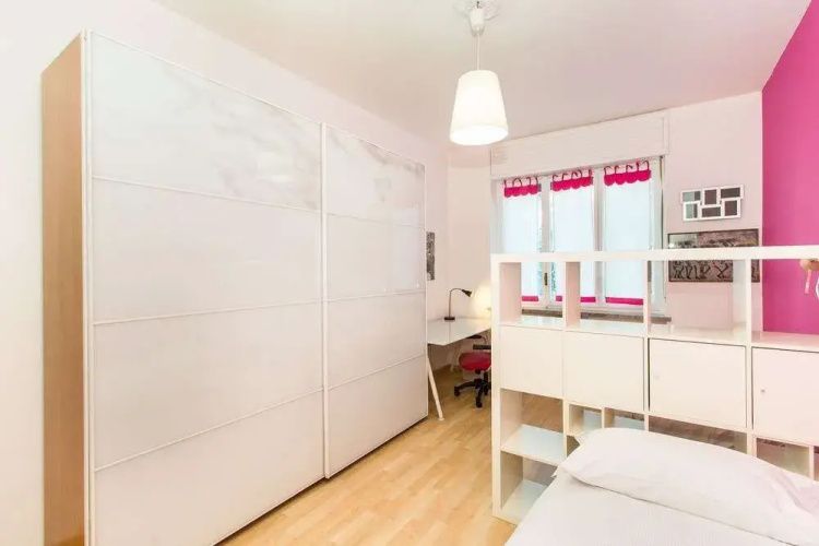 Mm Dante Colorful Apartment
