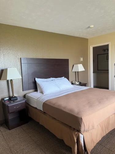 Executive Double Suite with lake view