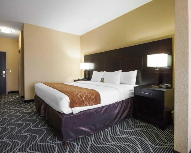 Suite with view