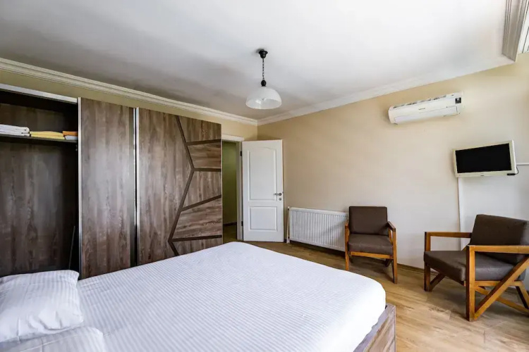 Jash Bedrooms