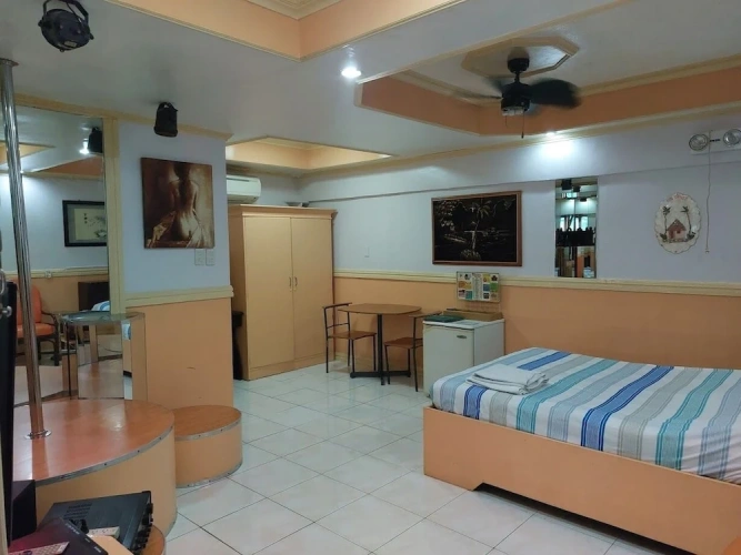 Deluxe Double room with pool view