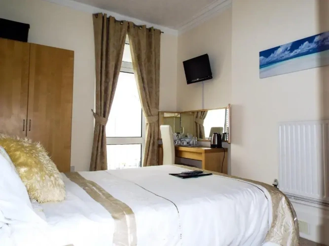 Standard Double room with balcony and with sea view