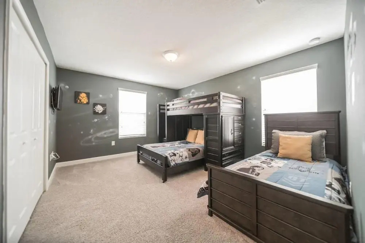 Modern Star Wars Vacation Home CG1593