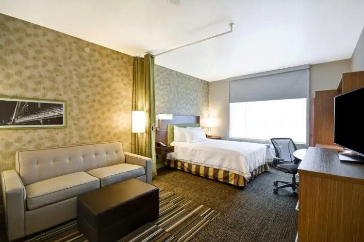 Accessible Double Suite