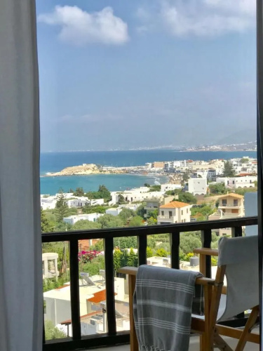 Elea Apartment