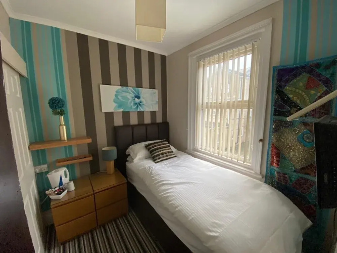 Delovely Hotel