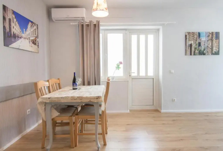 Apartment Marinko