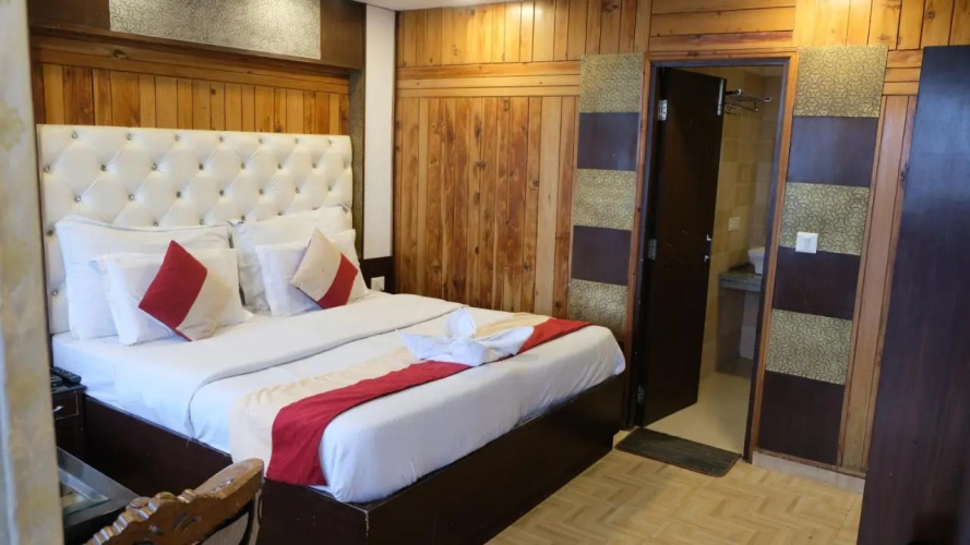 Hotel Luxmount