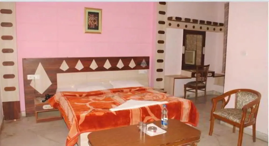 Hotel Baba Continental